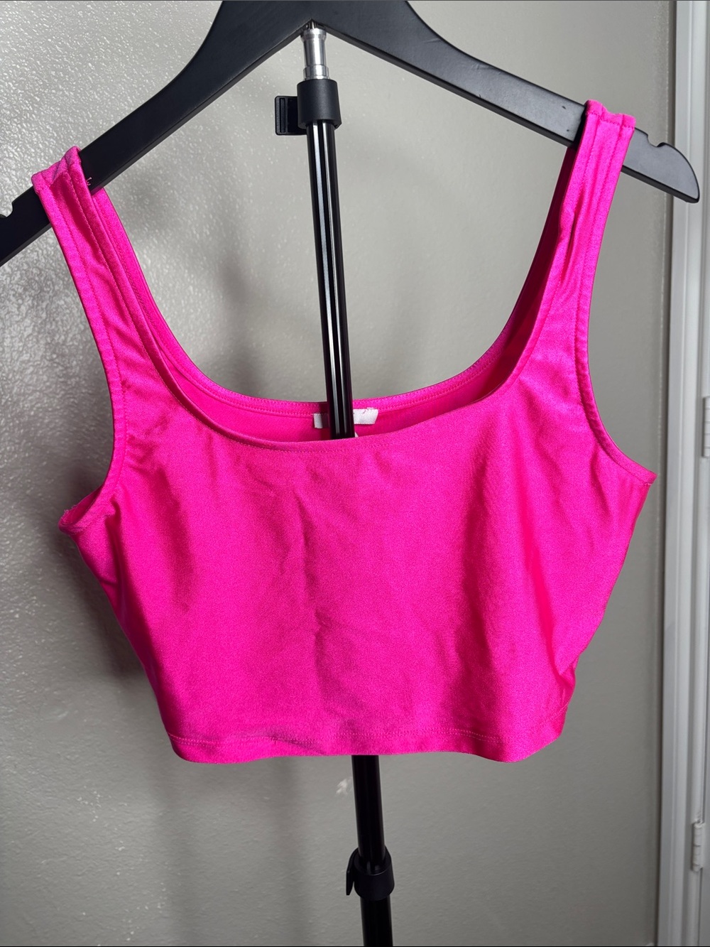 iris Bright Fuchsia Tank Top